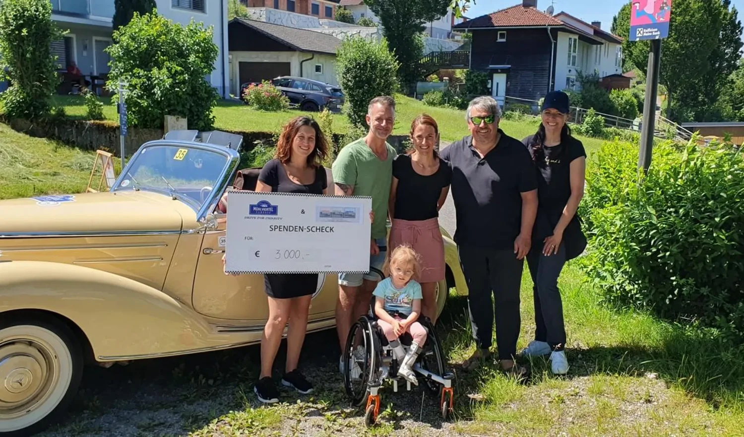 3000 Euro Spende an eine Familie